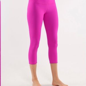 Lululemon Reversible Pink Black WunderUnder 21” 8